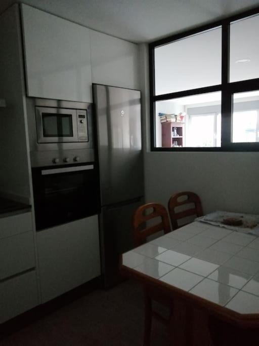 Apartamento Piso Impecable 140M En El Centro De Vigo Exterior foto